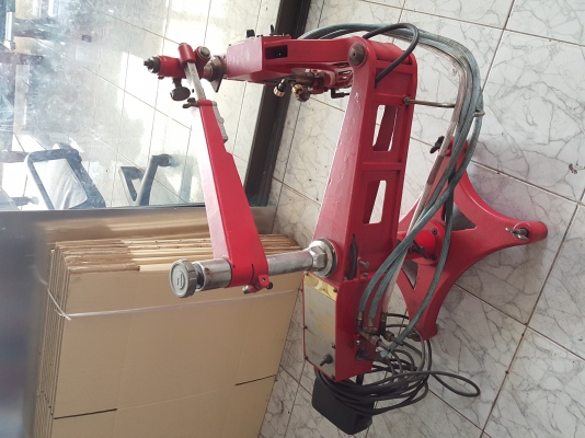 เครื่องตัดเหล็กเดินตามแบบ