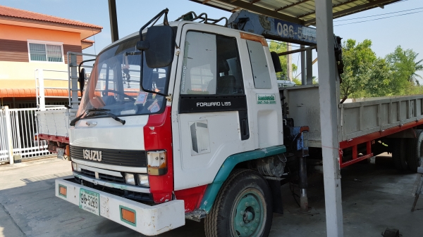 ขายรถหกล้อเครน 3 ตัน สภาพดี ขายรถหกล้อเครน 3 ตัน สภาพดี