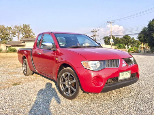 ขาย TRITON เครื่อง 2.5 GLX ปี 2006 เกียร์ ธรรมดา แม็กขอบ 17 นิ้ว ต้องการดูรถเพิ่มเติม ทาง Facebook พิมพิ์คำว่า เต็นท์วังน้ำเขียว ครับ