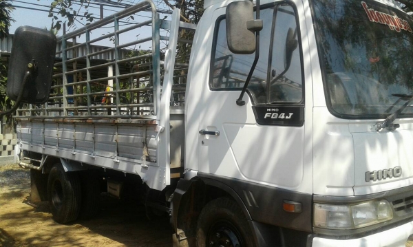ขายราคา 475,000บ หกล้อ ฮีโน่ FB4J145ปี45ช่วงยาว4.30ม(ช่วงล้อต่อดั้ม) สภาพดีเดิมๆสวยพร้อมใช้ ทะเบียนพร้อมโอน