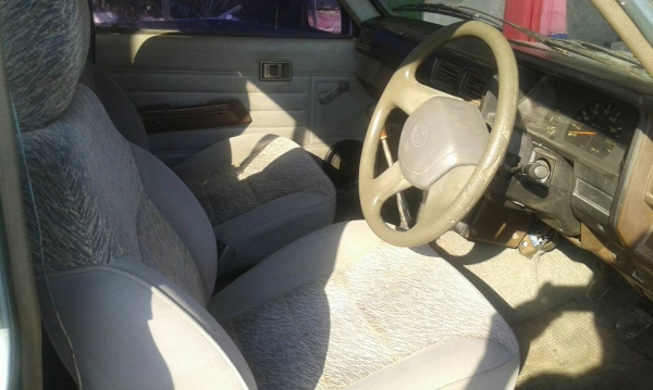 ฮีโร่ ดีเซล เครื่องดี ช่วงล่างแน่น คัทซีสวย หัวเดี่ยว พวงมาลัยพาวเวอร์ ฮีโร่ ดีเซล เครื่องดี ช่วงล่างแน่น คัทซีสวย หัวเดี่ยว พวงมาลัยพาวเวอร์