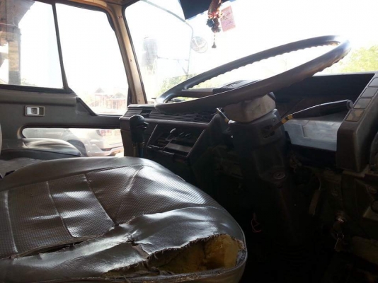 ขายเทรลเลอร์2เพลา FN527M-TD เครื่อง195แรง โลฮาย10สปีด พาวเวอร์ ทิฟฟี่ เบรกใหญ่ หางใหญ่ขึ้นPC200ได้ เอกสารพร้อมโอน สนใจโทร 090-8588220คุณนะ 093-3258446คุณบิว หรือเข้าดูสินค้าอื่นๆได้ที่ www.truck.in.th/498 หรือเพจFacebook ณรงค์ ซื้อขายรถมือสอง (เว็บไซต์ส่ว