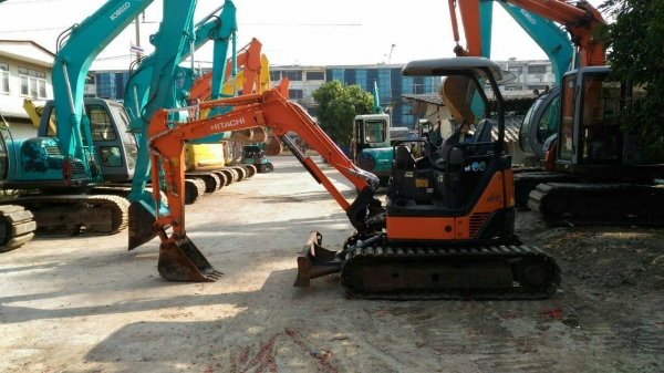 ขาย HITACHI ZX 30U มาใหม่ เก่าญี่ ปุ่น สภาพสวย เดิมๆๆ  พร้อมใช้  สนใจโทร089-3818694  ดวงนภาจ้า