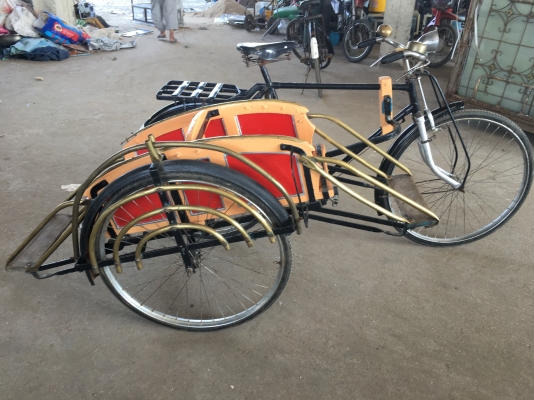 ขายจักรยานพ่วงโบราณ