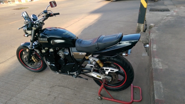 ขายคับ YAMAHA XJR400 ปี1998 สีสวย ท่อแต่งWRS แฮนด์บาร์ อินวอยส์ สรรพสามิตร ราคา 52500 บาท ส่งได้ทั่วไทยคับ สนใจติดต่อ 081-0578282 FACEBOOK ชาญณรงค์ ป๊อป ชัยอมฤต ไอดีไลน์ POPBIGBIKESAKON คับ สนใจรถสวย ถูก ดี ต้อง POP BIGBIKE SAKONNAKHON คับ คลิปวิดีโอคับ h