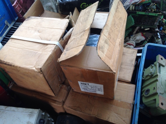 ขายมอเตอร์ Wat 1HP. 380V 1450rpm. ของใหม่ในกล่องไม่เคยใช้งาน มี 7ตัวครับ ขายมอเตอร์ Wat 1HP. 380V 1450rpm. ของใหม่ในกล่องไม่เคยใช้งาน มี 7ตัวครับ