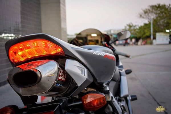 Honda Cbr1000RR 2005 ทะเบียนพร้อมโอน ภาษีไม่ขาดต่อ