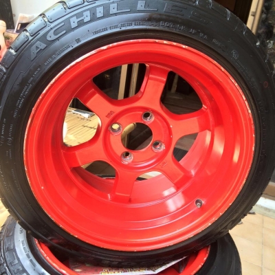 ล้อซิ่ง ขอบ 15&rdquo; หน้ากว้าง  8&rdquo; หลังกว้าง  9&rdquo;  ET 0 พร้อมยาง Achilles ES 195-55R15 ปี 12 สภาพดีสวยๆ  ขาย 9,800 บาท สนใจโทร 062-121-9299 088-022-3848