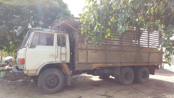 ขาย 10 ล้อ 2 เพลา HINO FM177LA สภาพสวยเดิมๆ คัสซีสวยตลอดเส้น เครื่อง EH700 168 แรงม้า สโลว์กลาง เบรคลมดัน พวงมาลัยพาวเวอร์ ทะเบียนพร้อมโอนครับ ขาย 10 ล้อ 2 เพลา HINO FM177LA สภาพสวยเดิมๆ คัสซีสวยตลอดเส้น เครื่อง EH700 168 แรงม้า สโลว์กลาง เบรคลมดัน พวงมาลัยพาวเวอร์ ทะเบียนพร้อมโอนครับ