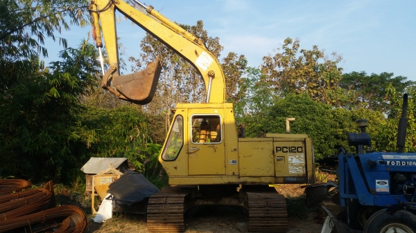 ขาย Komatsu PC120-2 สภาพพร้อมใช้งาน เครื่องดี ปั๊มดี ตัวเดินใช้งานปกติ บูมดี