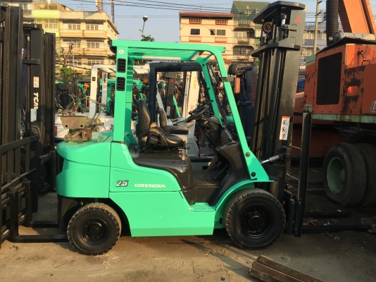 รถยกมิตซูบิชิ รุ่นล่าสุด น้ำหนักยก 2.5 ตัน เสาสูง 4 เมตร แผงงาสไลด์ เสาสูง 4 เมตร เครื่องเบนซินติดแก๊สเรียบร้อย