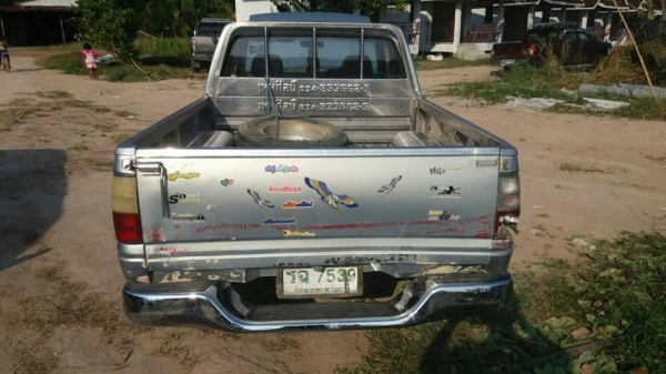 ขายกระบะอีซูซุ ดราก้อน 26,000 สนใจโทร 0866668500 - 0805669540