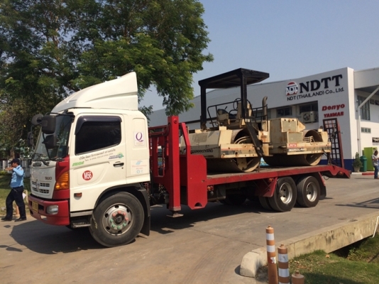 ส่งมอบครับ ส่งมอบครับ รถบด INGERSOLL RAND DD90 ขอบคุณลูกค้ามากๆครับ ส่งมอบครับ ส่งมอบครับ รถบด INGERSOLL RAND DD90 ขอบคุณลูกค้ามากๆครับ