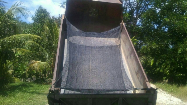 รถอีซุซุ 6 ล้อดั้ม KS11 - เปลื่ยนเครื่อง 100 แรงม้า.  ปี 38.    สนใจติดต่อ  081 - 6079515