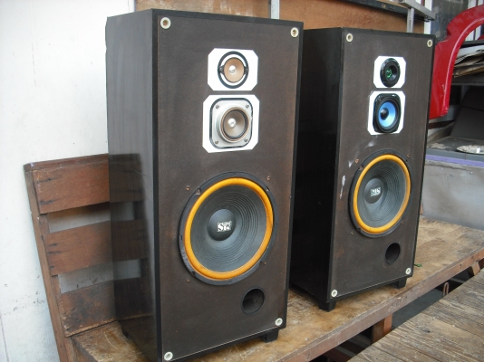 ลำโพง 3 ดอก จำนวน 1 คู่