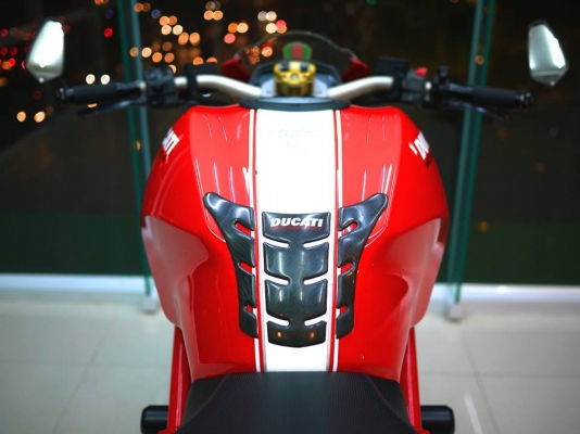 ขาย Ducati Monster 796 ABS รถศูนย์ปี 2014 พร้อมทะเบียนแท้ รถสวยมากพร้อมของแต่งหลายรายการ ขาย Ducati Monster 796 ABS รถศูนย์ปี 2014 พร้อมทะเบียนแท้ รถสวยมากพร้อมของแต่งหลายรายการ