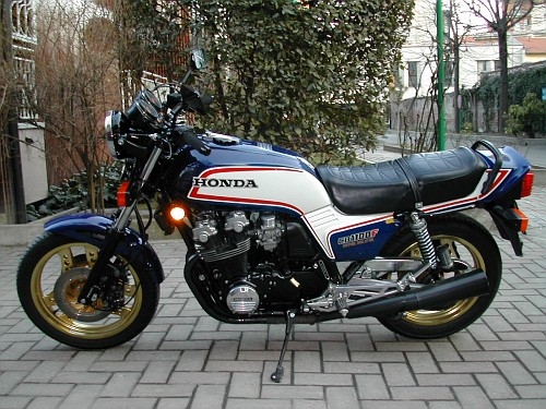 ถังน้ำมัน 1983 Honda CB1100F Bol D'or มือสอง