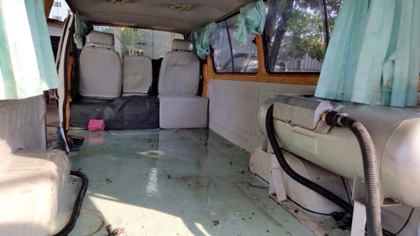 ขายรถตู้เครื่องเบนซินติดแก๊สพร้อมใช้งานราคานี้พร้อมโอนสนใจสอบถามได้