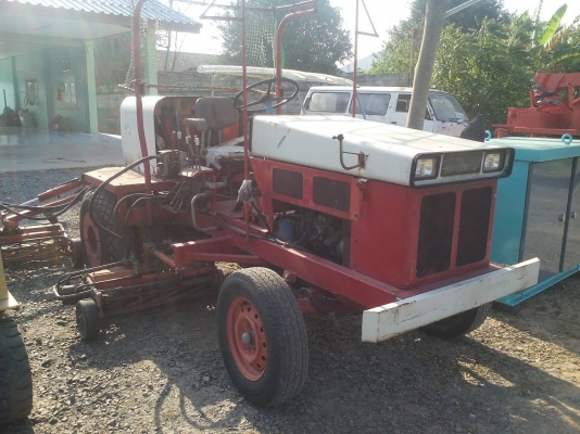 รถตัดหญ้านั่งขับ เครื่องนิสสัน SD22  4สูบ (ดีเซล)2200 ตัดได้กว้าง3.30เมตร เก่าญี่ปุ่น