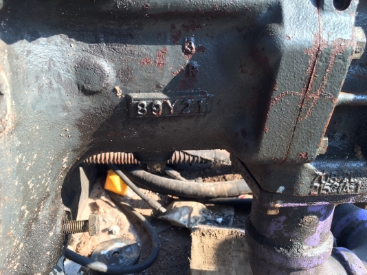 ขายด่วน ปั้มท้ายเครื่อง KOMATSU PC200-6-7