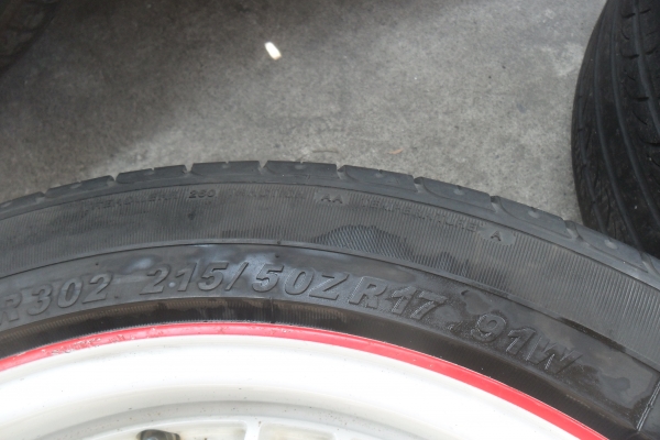 ล้อแม็ก17นิ้ว4รู100 พร้อมยาง สวยๆ 4 ล้อ ราคา 6750 บาท