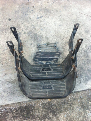 ขายบันได MAN 1 คู่ ขายแล้วครับ