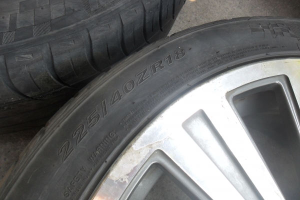 ล้อแม็ก18นิ้ว5รู100/114 พร้อมยาง สวยๆ 4 ล้อ ลดราคาเหลือ 6900 บาท