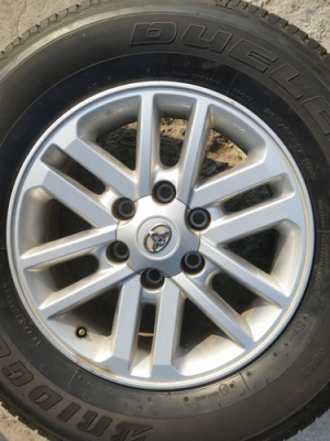ขายล้อแม็ก TOYOTA Fortunner 17 ยาง265/65/17  4 ล้อ