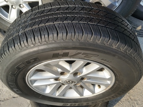 ขายล้อแม็ก TOYOTA Fortunner 17 ยาง265/65/17  4 ล้อ