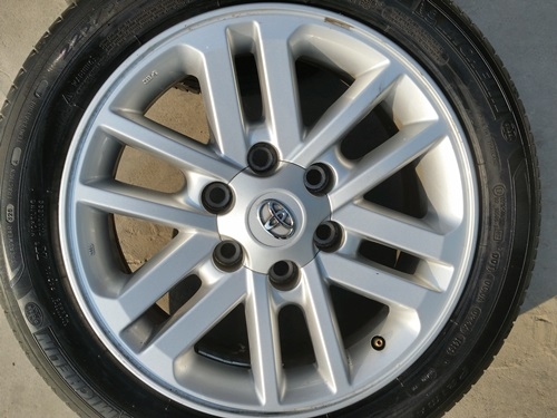 ขายล้อแม็ก TOYOTA Fortunner 17 ยาง225/50/17  4 ล้อ