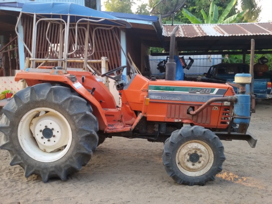 ปัญญาแทรคเตอร์..จัดมาให้ครับ ด่วน!!!คูโบต้า L1-28 ตัวเปล่า สภาพเดิมๆ รถไร่