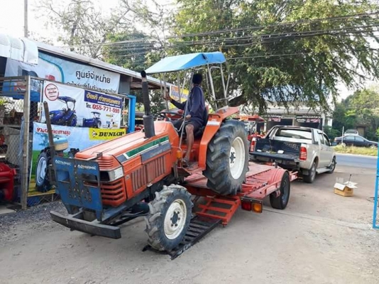 ปัญญาแทรคเตอร์..จัดมาให้ครับ ด่วน!!!คูโบต้า L1-28 ตัวเปล่า สภาพเดิมๆ รถไร่