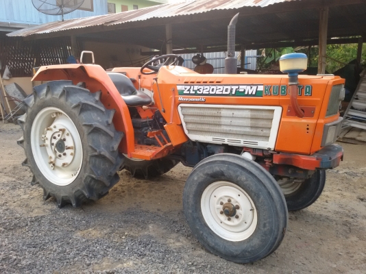 ปัญญาแทรคเตอร์..จัดมาให้ครับ ด่วน!!!คูโบต้า ZL3202 เพลาเดียว ตัวเปล่า สภาพเดิมๆ รถไร่ จัดส่ง จ.อยุธยา