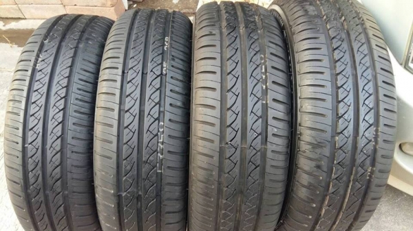 ยาง Yokohama A drive 195 65 15 ปี2015 ใหม่ๆ