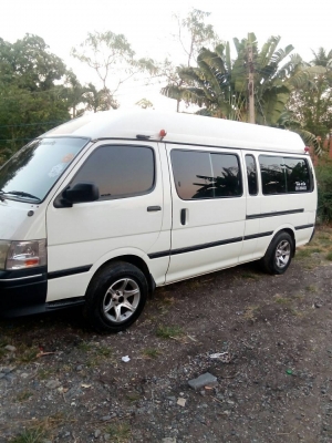 ขายดาวน์ส่ง 8,600 หรือสดด่วนโตโยต้า Commuter โฉมหลังคาสูงปลายปี 04  เครื่องเดิมดีเซล 3.0 D ภายในแต่ง VIP