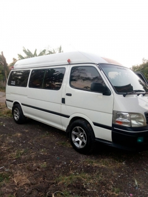 ขายดาวน์ส่ง 8,600 หรือสดด่วนโตโยต้า Commuter โฉมหลังคาสูงปลายปี 04  เครื่องเดิมดีเซล 3.0 D ภายในแต่ง VIP