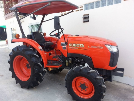 คูโบต้า L3608 4 WD ตัวเปล่า รถยึดส่งไม่ไหว ทำงาน 685 โมง ปี 2555