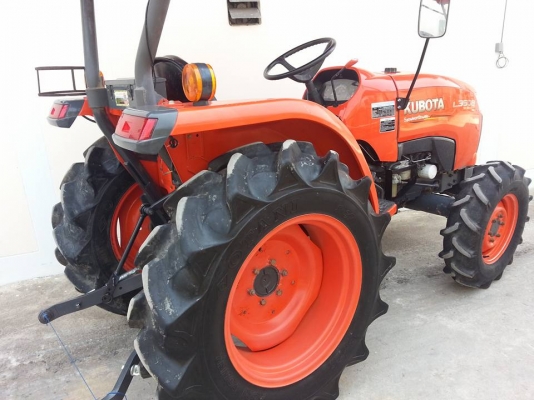 คูโบต้า L3608 4 WD ตัวเปล่า รถยึดส่งไม่ไหว ทำงาน 685 โมง ปี 2555