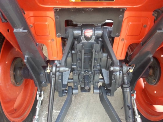 คูโบต้า L3608 4 WD ตัวเปล่า รถยึดส่งไม่ไหว ทำงาน 685 โมง ปี 2555