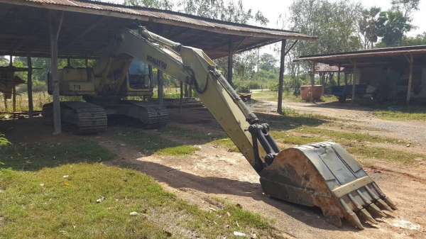 ขาย แบคโฮ KOMATSU PC200-6 เครื่อง 6BG1 turbo เอกสารสัญญาซื้อขาย ขาย แบคโฮ KOMATSU PC200-6 เครื่อง 6BG1 turbo เอกสารสัญญาซื้อขาย