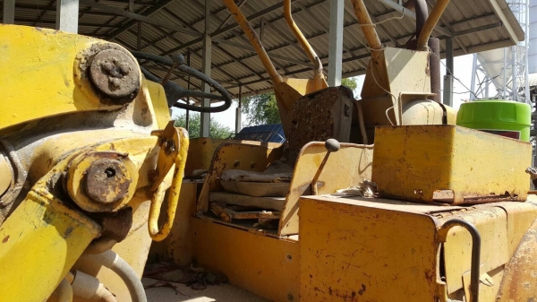 ขาย รถตัก CAT 922 สภาพพร้อมใช้งาน เครื่องดี ปั้มดี รถใช้งานอยู่เป็นประจำ ราคาต่อรองได้ครับ