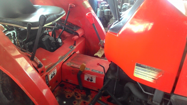 คูโบต้าL3408 ใบมีดพร้อมโรตารีและเล่มทะเบียน