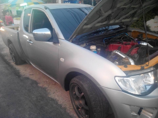 ขายไททันซิ่งๆ ขายไททันซิ่งๆ