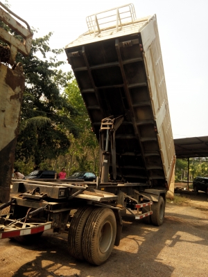 ขายหางพ่วงดัมพ์สามมิตร 2 เพลาปี 2555 ราคา 460000