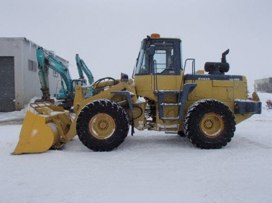 เปิดให้จองแล้ว !!!!! KOMATSU WA300-3 กำลังเดินทางมาจากญี่ปุ่น สนใจโทร.090-986-2521 อ๊อบ เปิดให้จองแล้ว !!!!! KOMATSU WA300-3 กำลังเดินทางมาจากญี่ปุ่น สนใจโทร.090-986-2521 อ๊อบ