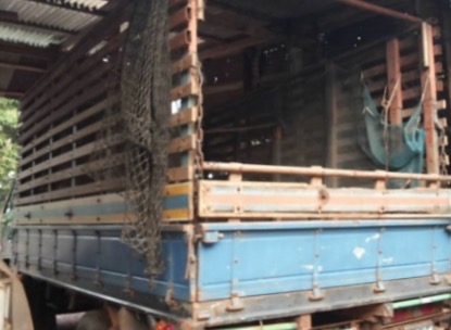 ISUZU NPR 115 HP 4BD1 รถบรรทุกหกล้อ กระบะเหล็กคอกไม้ความยาว 4.30 เมตรสภาพสวยดีพร้อมบรรทุกได้เลย เครื่องยนต์เทอร์โบแน่นแรงดีไม่มีแตกเยิ้ม ภายในเก๋งคอนโซลครบพร้อม พวงมาลัยเพาเวอร์ ช่วงล่างใหญ่คัชซีไม่แตกบวม ติด F หน้า F หลังครบพร้อม ยาง 8.25 ขอบ 16 สภาพดีปร ISUZU NPR 115 HP 4BD1 รถบรรทุกหกล้อ กระบะเหล็กคอกไม้ความยาว 4.30 เมตรสภาพสวยดีพร้อมบรรทุกได้เลย เครื่องยนต์เทอร์โบแน่นแรงดีไม่มีแตกเยิ้ม ภายในเก๋งคอนโซลครบพร้อม พวงมาลัยเพาเวอร์ ช่วงล่างใหญ่คัชซีไม่แตกบวม ติด F หน้า F หลังครบพร้อม ยาง 8.25 ขอบ 16 สภาพดีปร