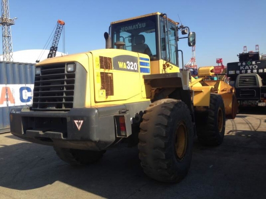 เปิดให้จองแล้ว !!!! KOMATSU WA320-5 กำลังเดินทางมาจากญี่ปุ่น สนใจโทร.090-986-2521 อ๊อบ เปิดให้จองแล้ว !!!! KOMATSU WA320-5 กำลังเดินทางมาจากญี่ปุ่น สนใจโทร.090-986-2521 อ๊อบ