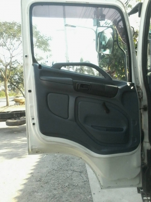 ขาย6ล้อHino Mega144แรงยูโร2ปี51 ตู้แห้งยาว5.50เมตร