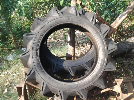 ยางรถไถใหม่  ขอบ  8.3-22  มีบริการจัดส่งใด้ทุกจังหวัดครับ