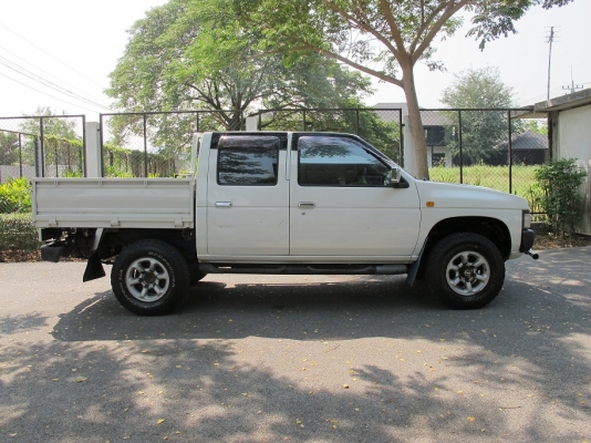 Nissan Terrano D21 4WD